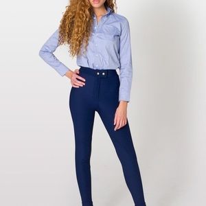 Riding pants in navy